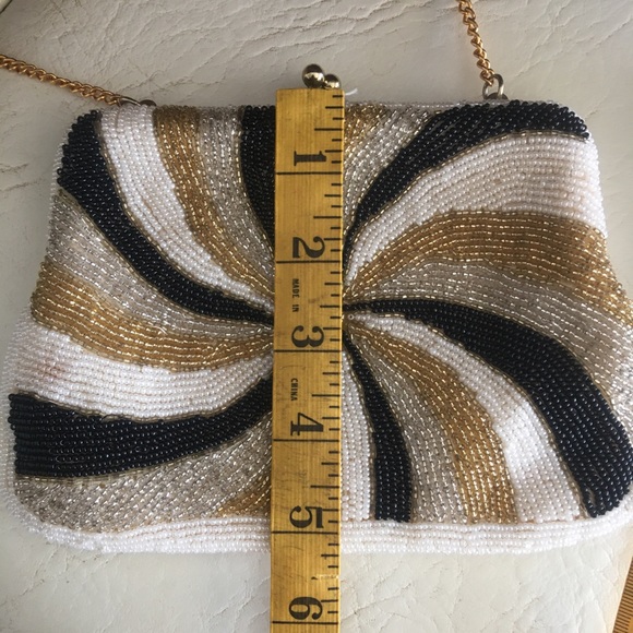 Vintage beaded bag - Picture 4 of 10
